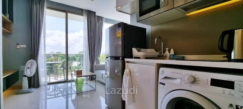 Studio 1 Bath 27 SQ.M The Riviera Wongamat Beach