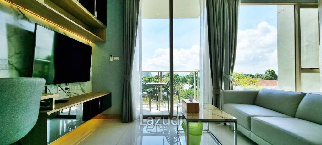 Studio 1 Bath 27 SQ.M The Riviera Wongamat Beach