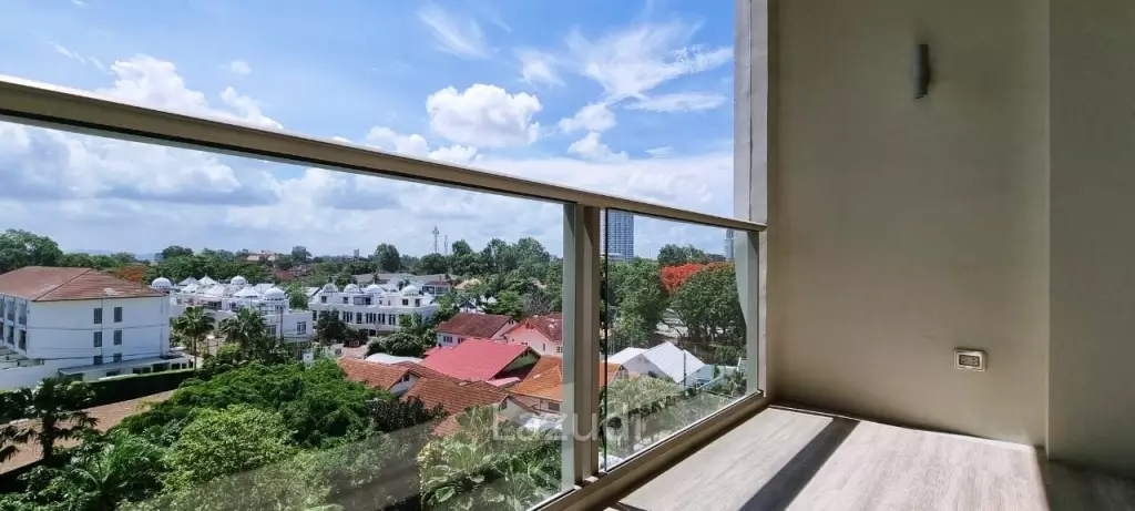 Studio 1 Bath 31 SQ.M The Riviera Wongamat Beach