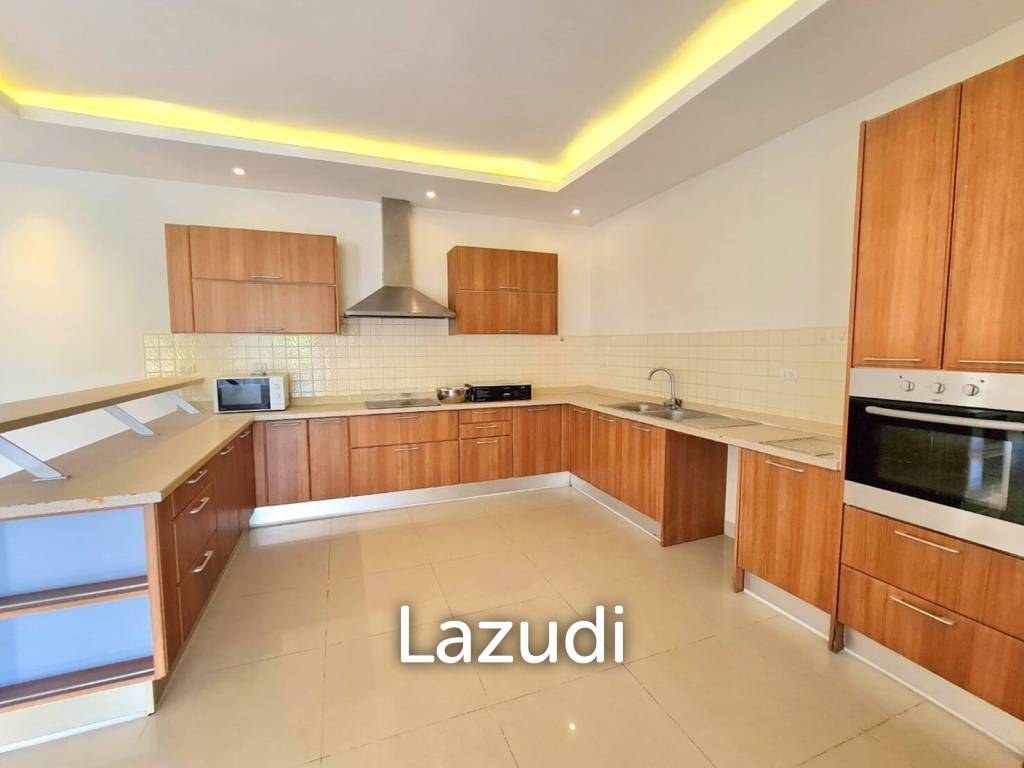Lake Side House in Huay Yai for Sale