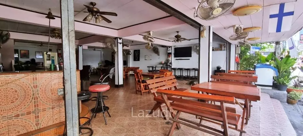 Hotel and Bar in Central Pattaya for Sale
