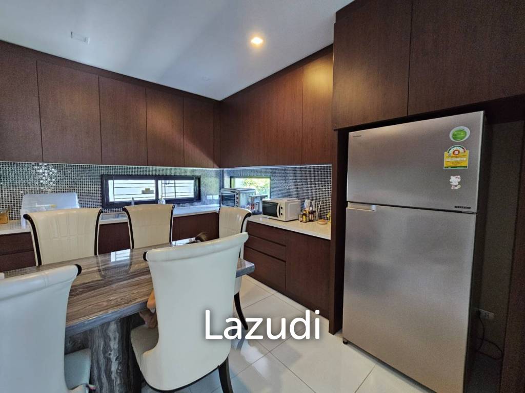 Green Area House for Sale in Sriracha