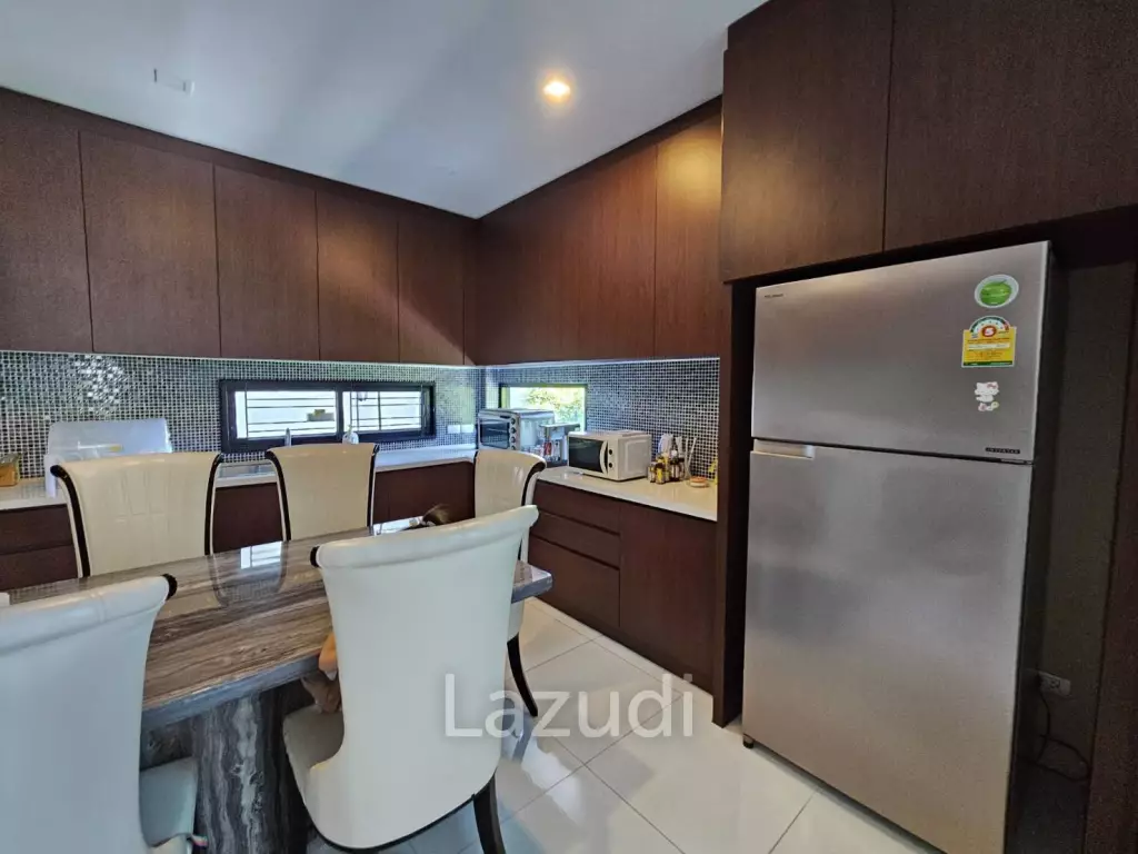 Green Area House for Sale in Sriracha