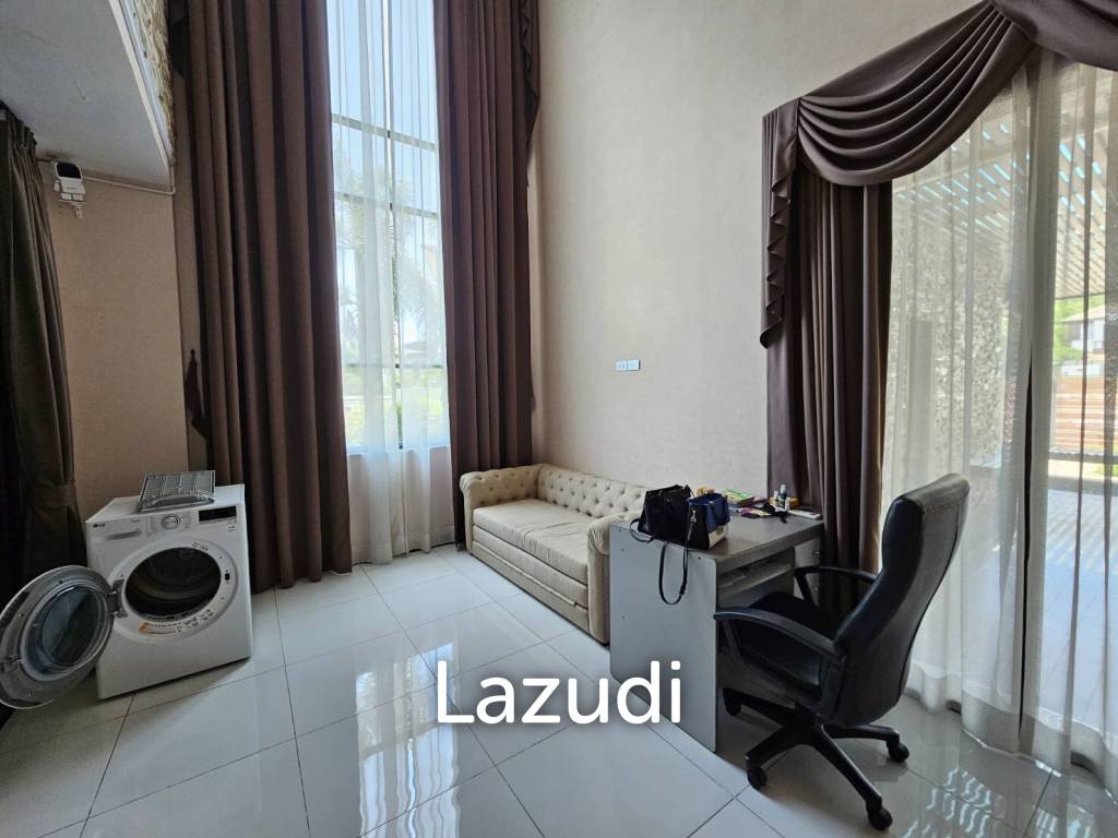 Green Area House for Sale in Sriracha
