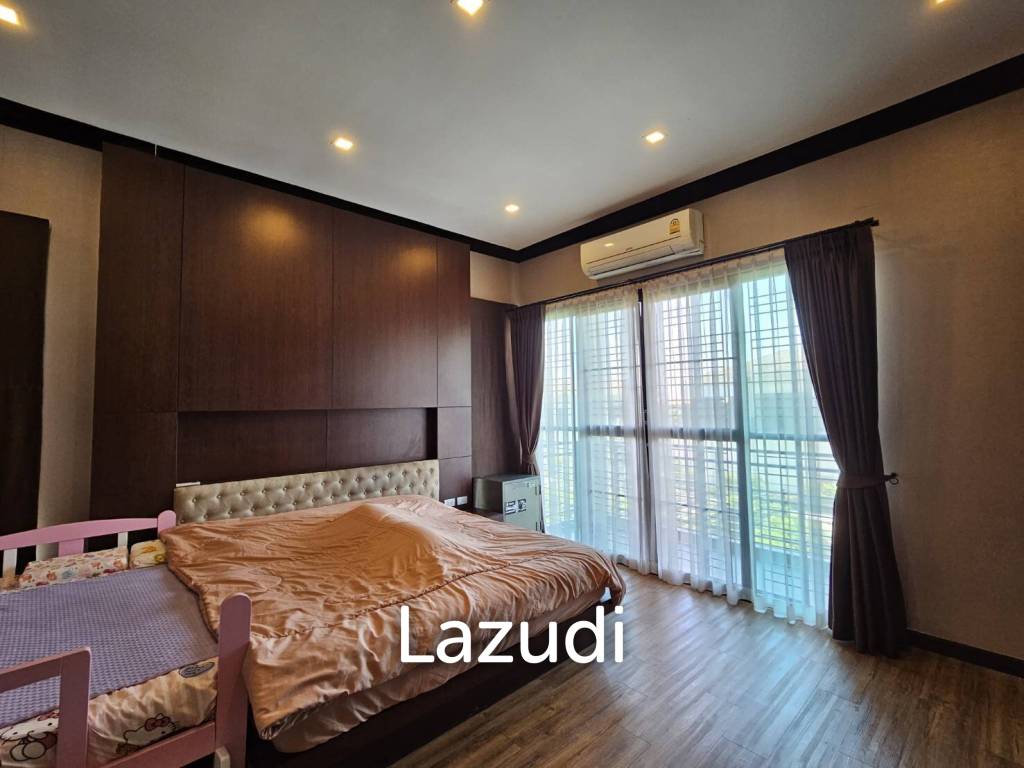 Green Area House for Sale in Sriracha