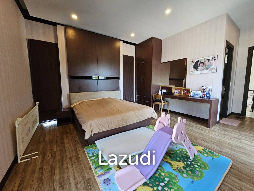 Green Area House for Sale in Sriracha