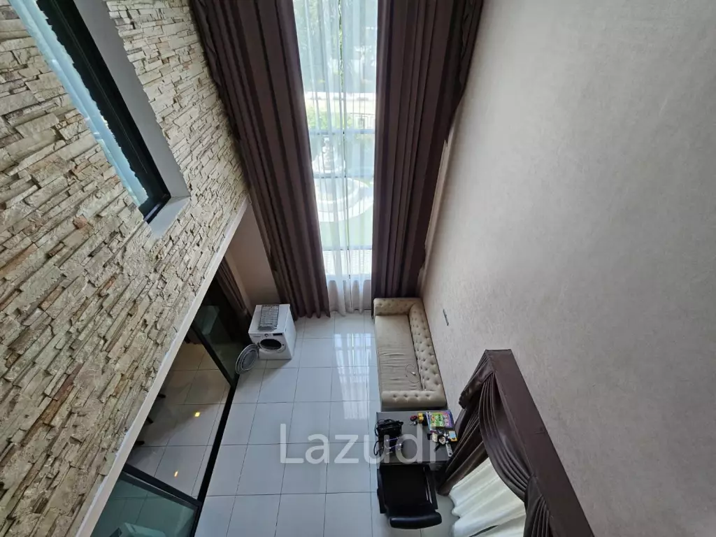 Green Area House for Sale in Sriracha
