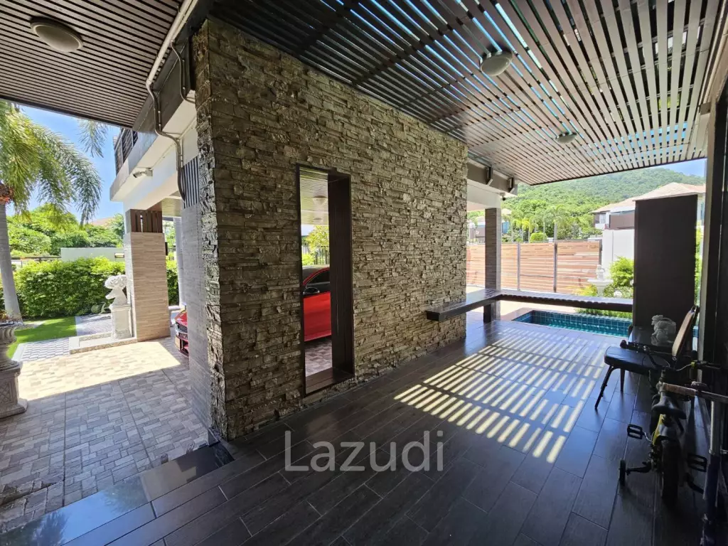 Green Area House for Sale in Sriracha