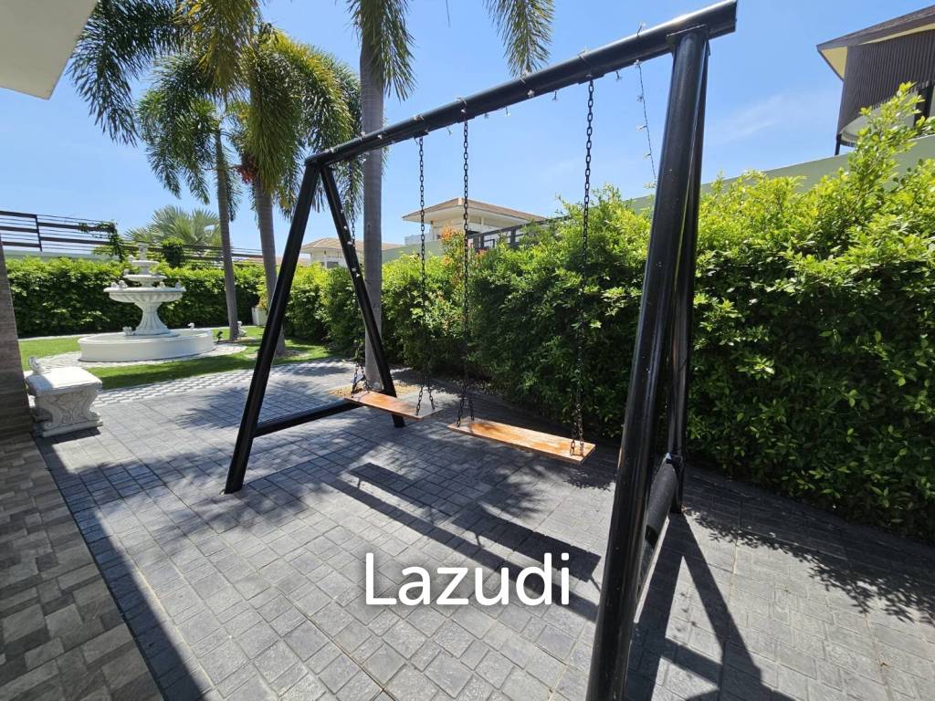 Green Area House for Sale in Sriracha