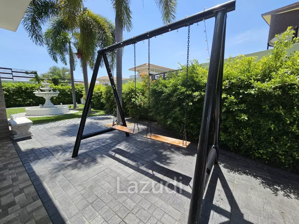 Green Area House for Sale in Sriracha