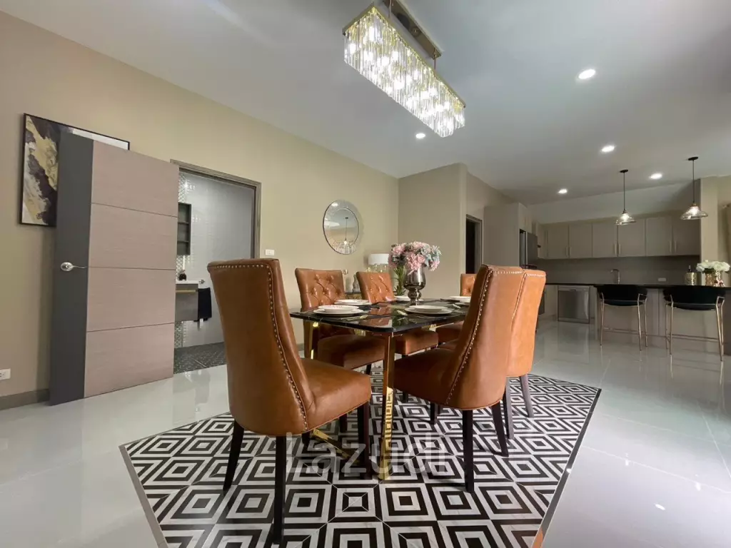 Beautiful Tropical House Style for Sale