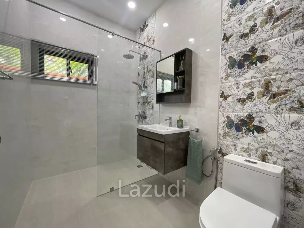 Beautiful Tropical House Style for Sale