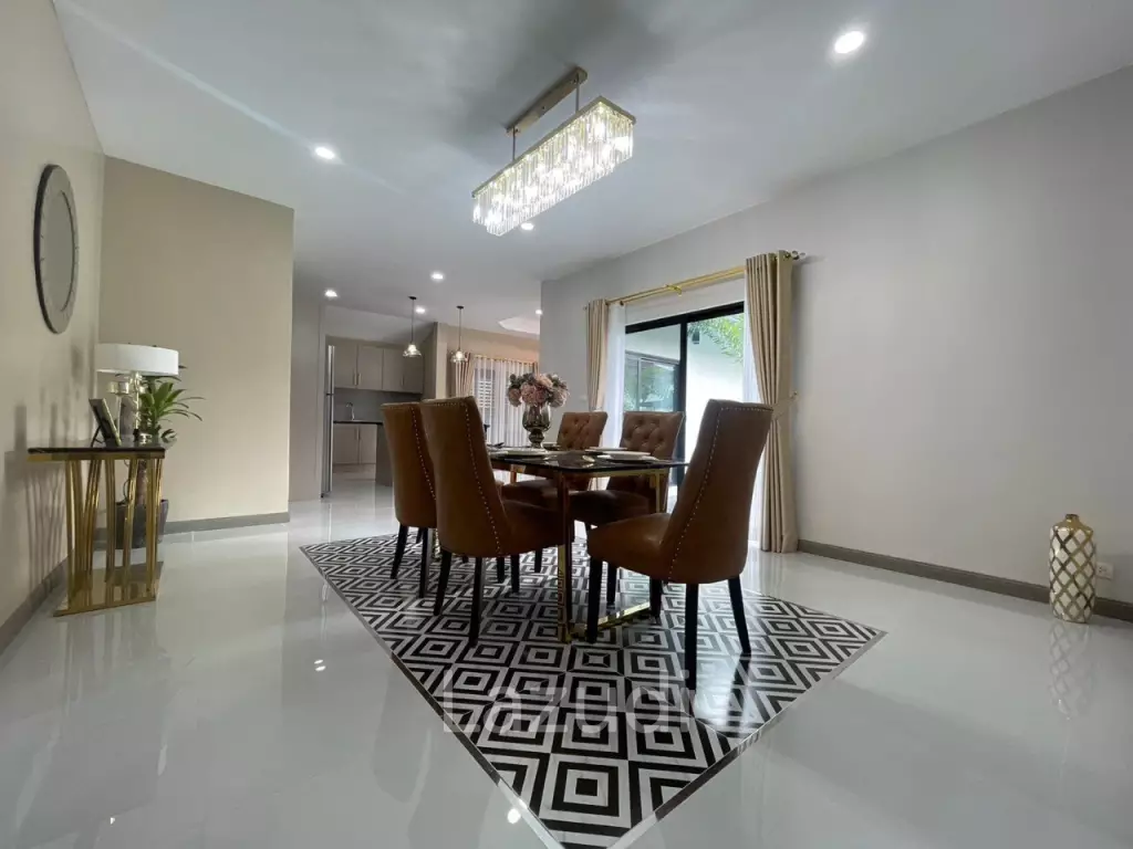 Beautiful Tropical House Style for Sale