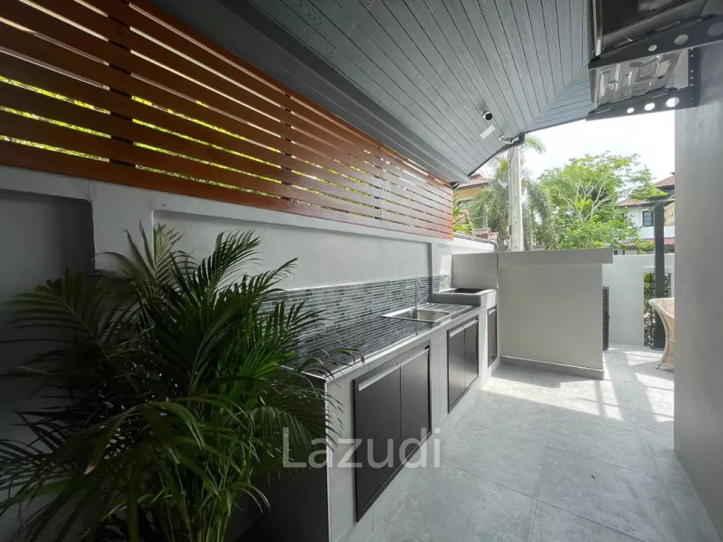 Beautiful Tropical House Style for Sale