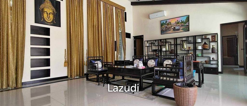 Pong House with Large Garden for Sale