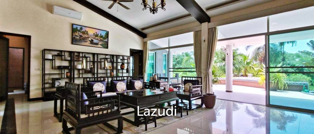 Pong House with Large Garden for Sale