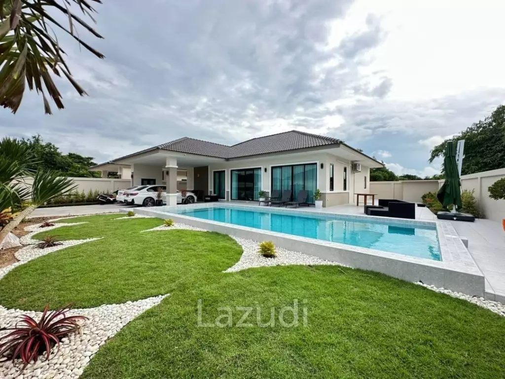 Spacious 3 Beds 3 Baths 250 SQ.M Modern House