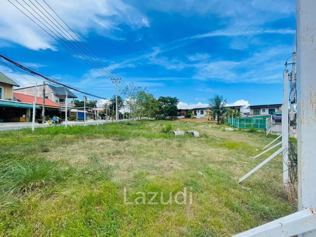 1Rai Land in Nong Pla Lai for Sale
