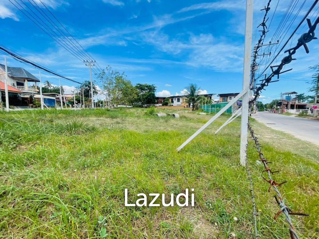 1Rai Land in Nong Pla Lai for Sale