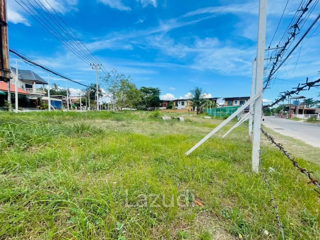 1Rai Land in Nong Pla Lai for Sale