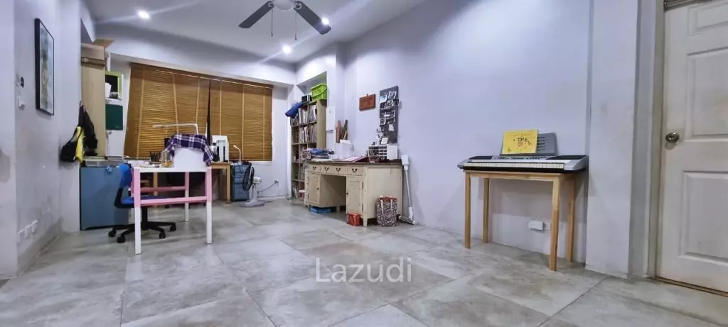 Single Two Storey House for Sale