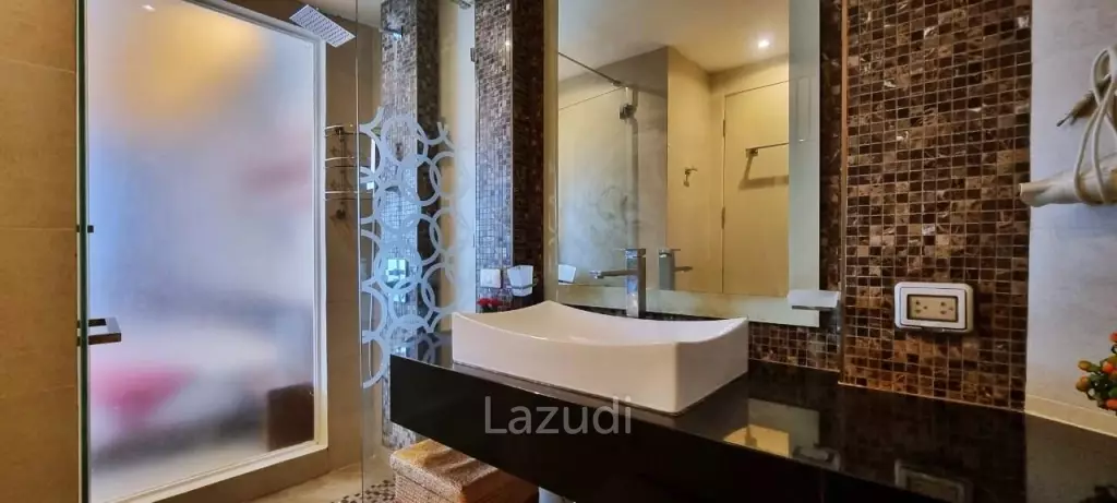 2 Bed 2 Bath 84 SQ.M Cosy Beach View