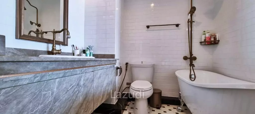 Duplex 1 Bed 62 SQ.M Wong Amat Tower
