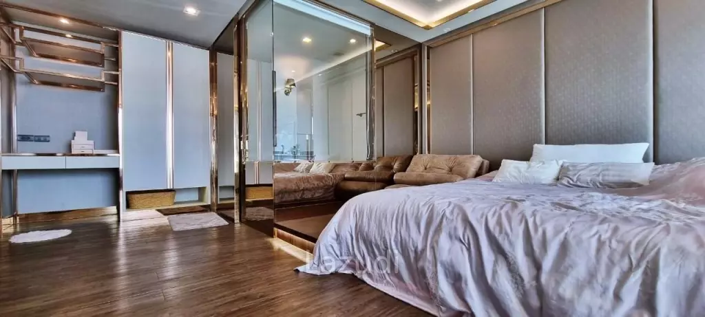 Duplex 1 Bed 62 SQ.M Wong Amat Tower