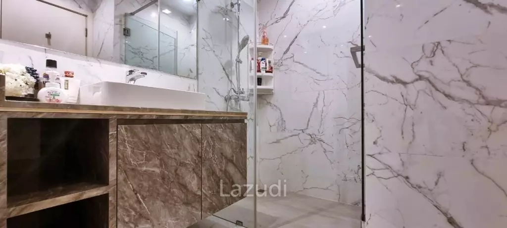 Duplex 1 Bed 62 SQ.M Wong Amat Tower