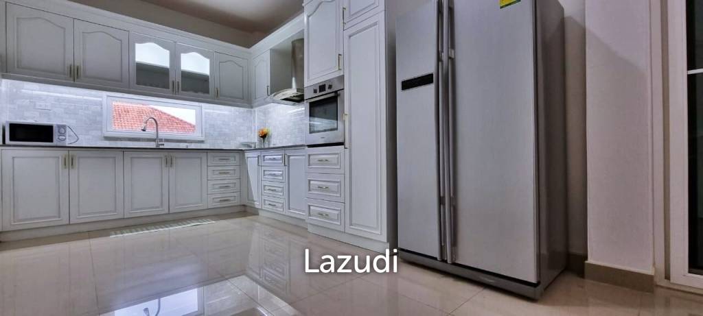 7 ห้องนอน ขายบ้านสวนเขตร้อนในพัทยาตะวันออก
