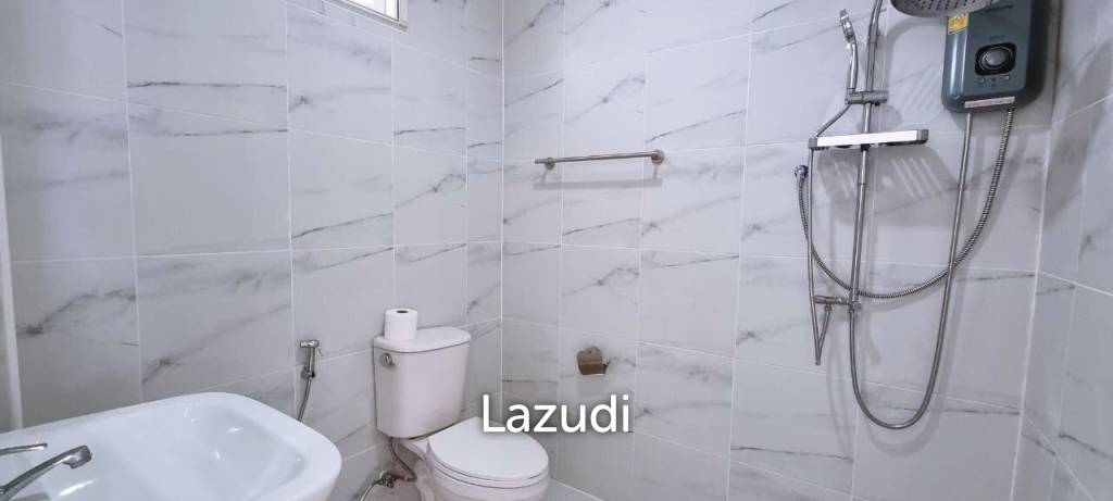 7 ห้องนอน ขายบ้านสวนเขตร้อนในพัทยาตะวันออก