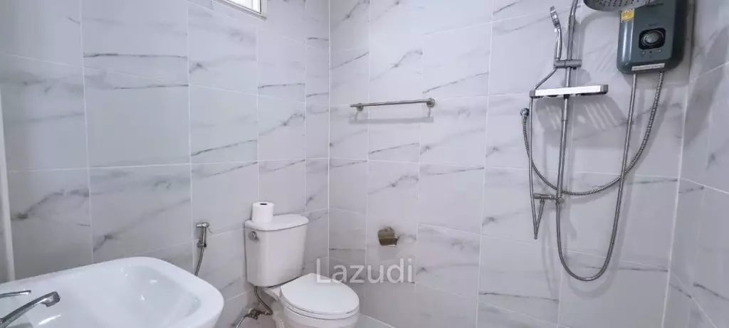 7 ห้องนอน ขายบ้านสวนเขตร้อนในพัทยาตะวันออก