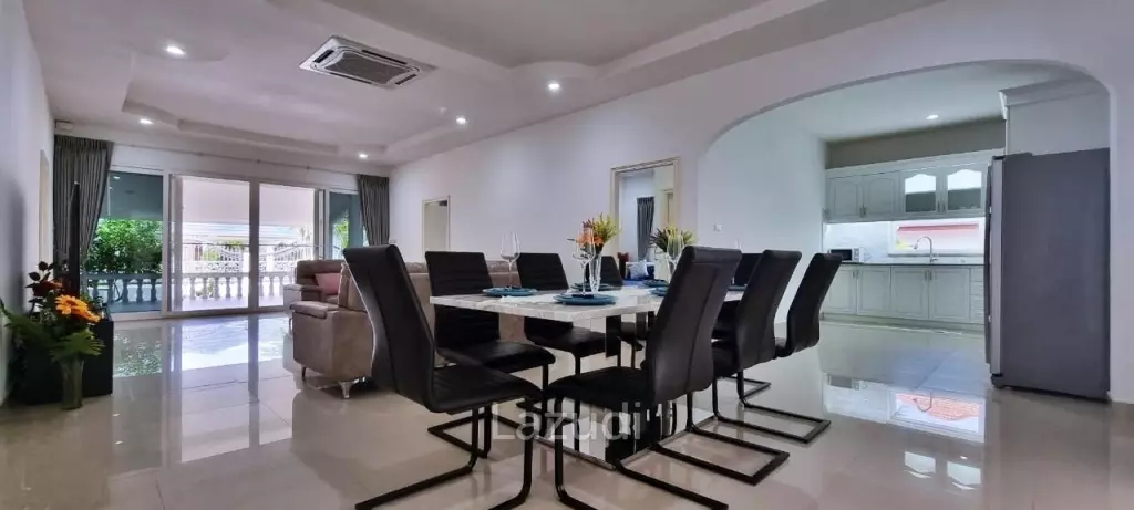 7 ห้องนอน ขายบ้านสวนเขตร้อนในพัทยาตะวันออก