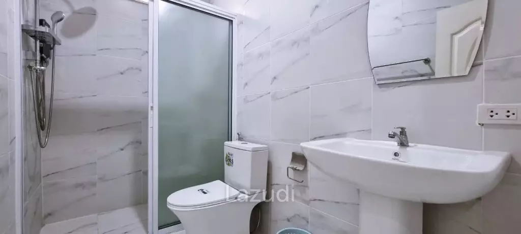 7 ห้องนอน ขายบ้านสวนเขตร้อนในพัทยาตะวันออก