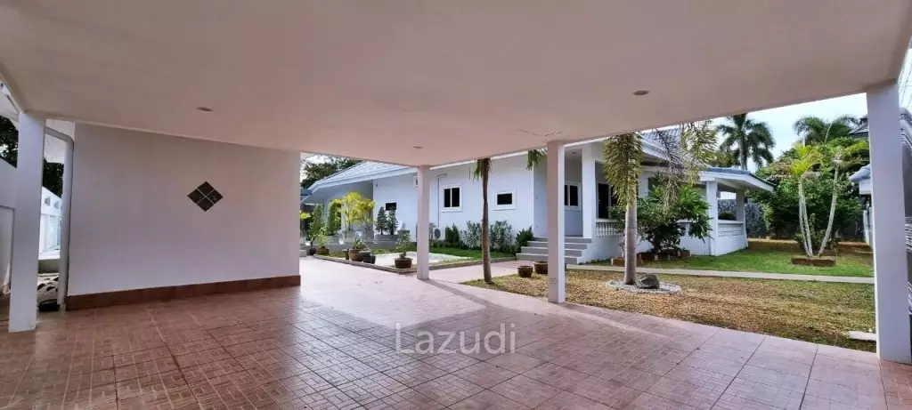 7 ห้องนอน ขายบ้านสวนเขตร้อนในพัทยาตะวันออก