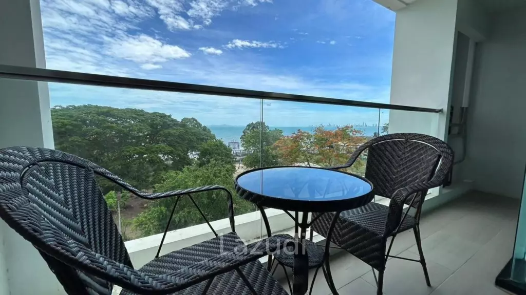 1 Bed 1 Bath 42 SQ.M De Amber Condo