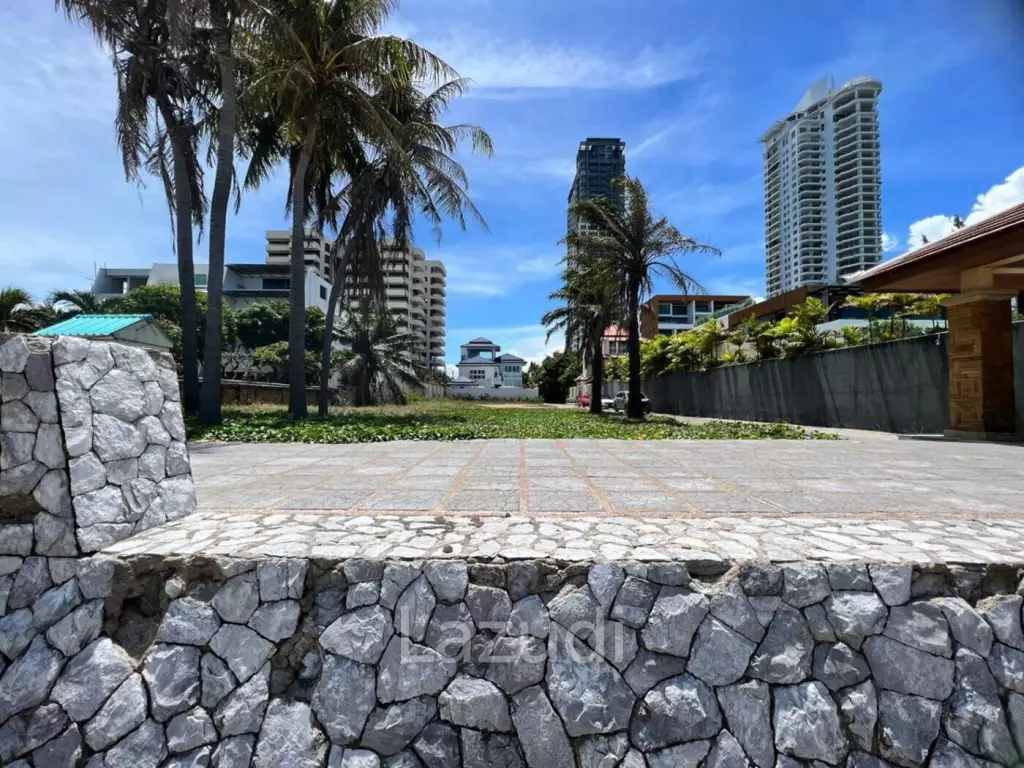 Beachfront Land for Sale in Na Jomtien