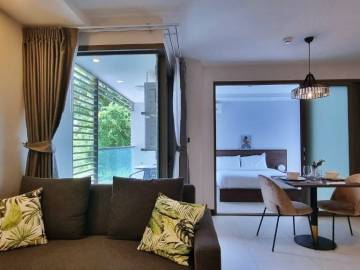 Econdo Bangsaray Corner Unit for Sale