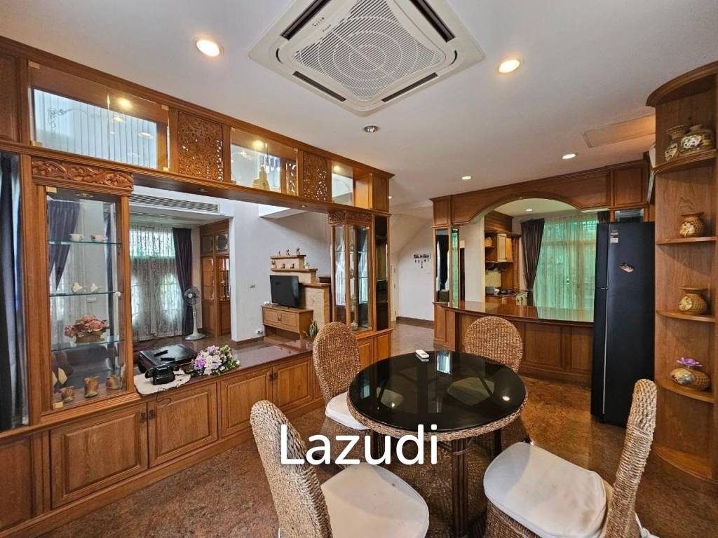 4 Bedrooms Jomtien House for Sale