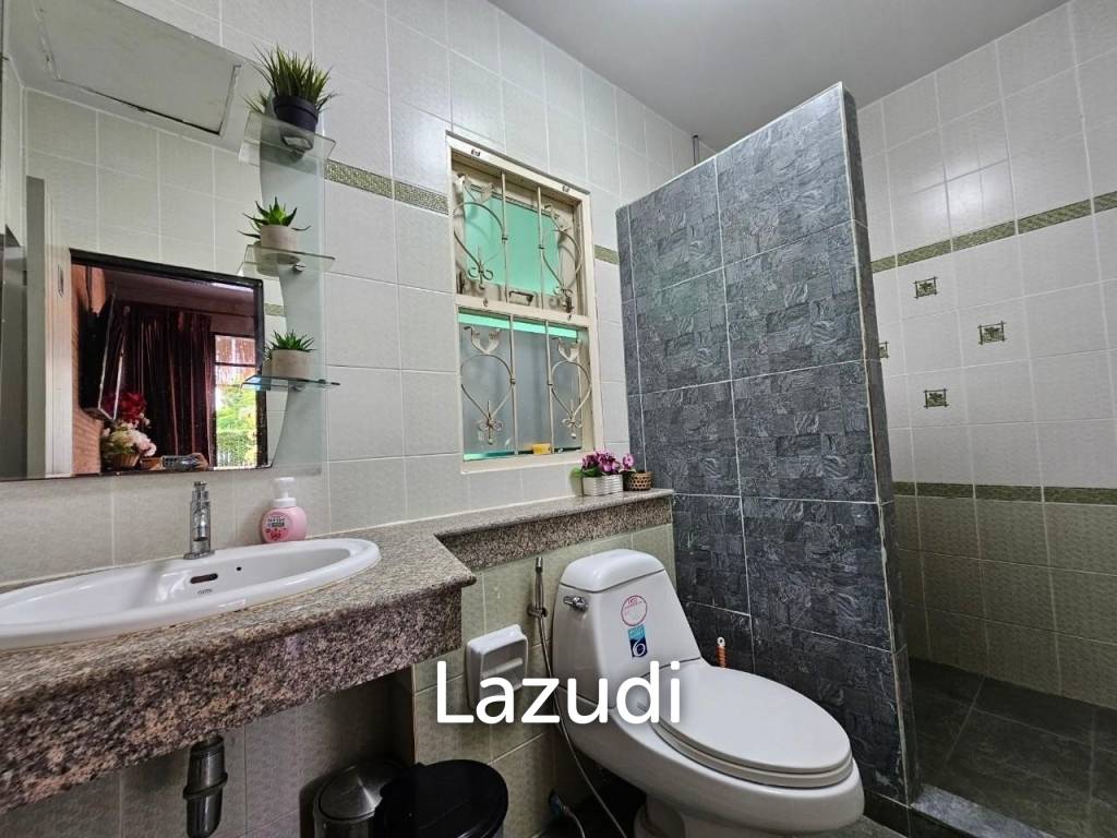 4 Bedrooms Jomtien House for Sale