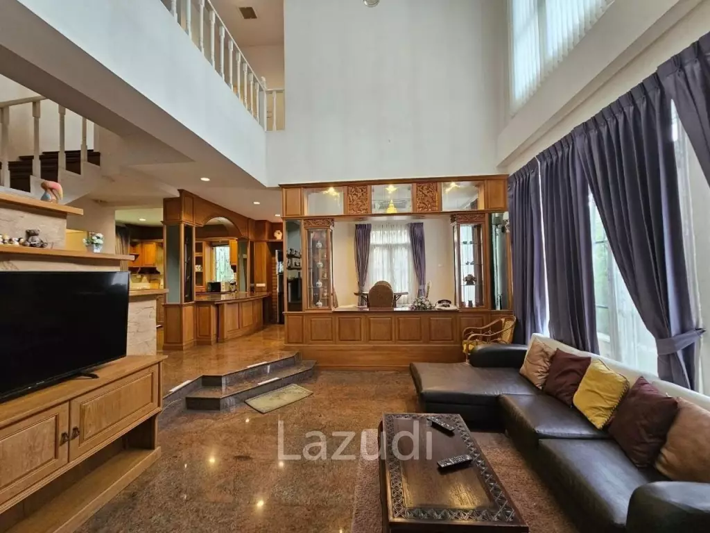 4 Bedrooms Jomtien House for Sale