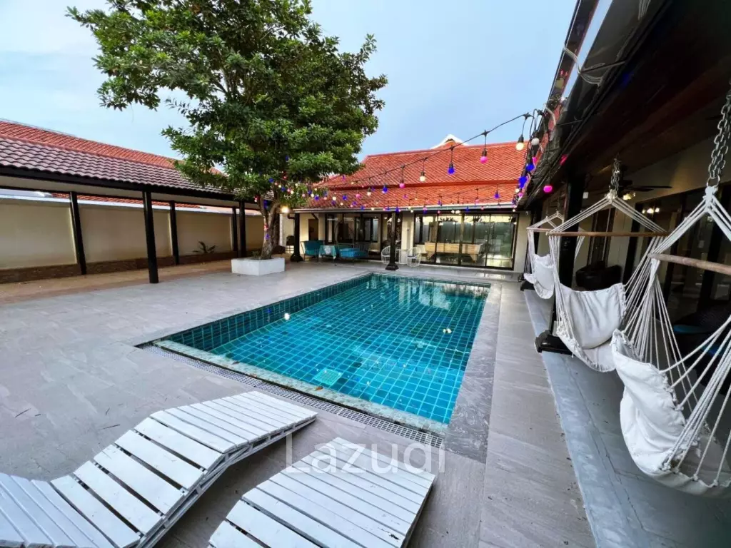 3 Bedrooms 350 SQ.M House in Mabprachan Lake
