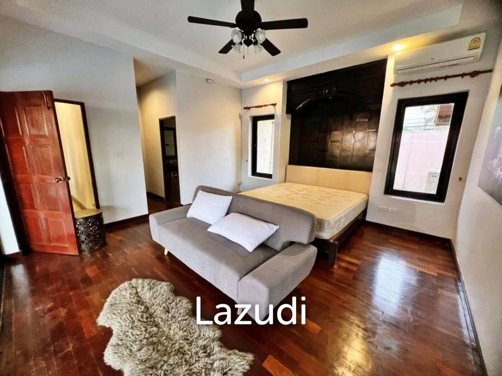 3 Bedrooms 350 SQ.M House in Mabprachan Lake