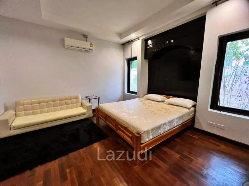 3 Bedrooms 350 SQ.M House in Mabprachan Lake