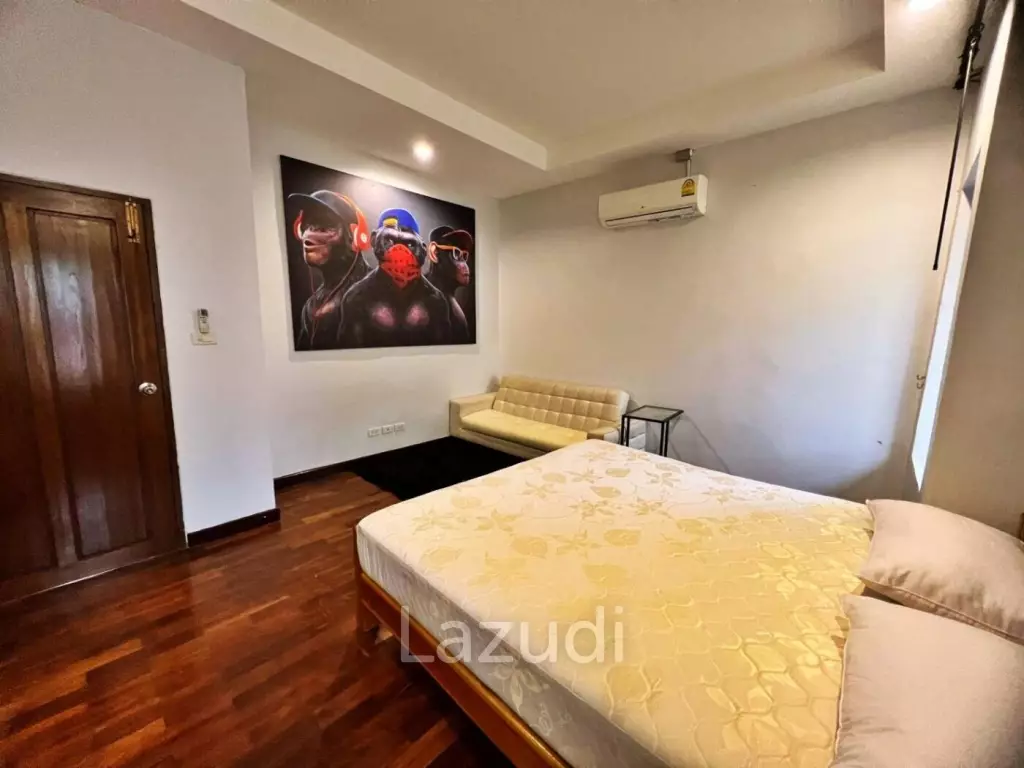 3 Bedrooms 350 SQ.M House in Mabprachan Lake