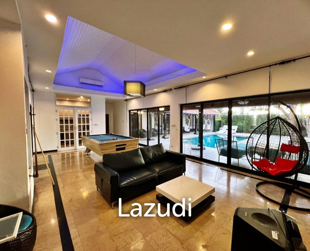3 Bedrooms 350 SQ.M House in Mabprachan Lake