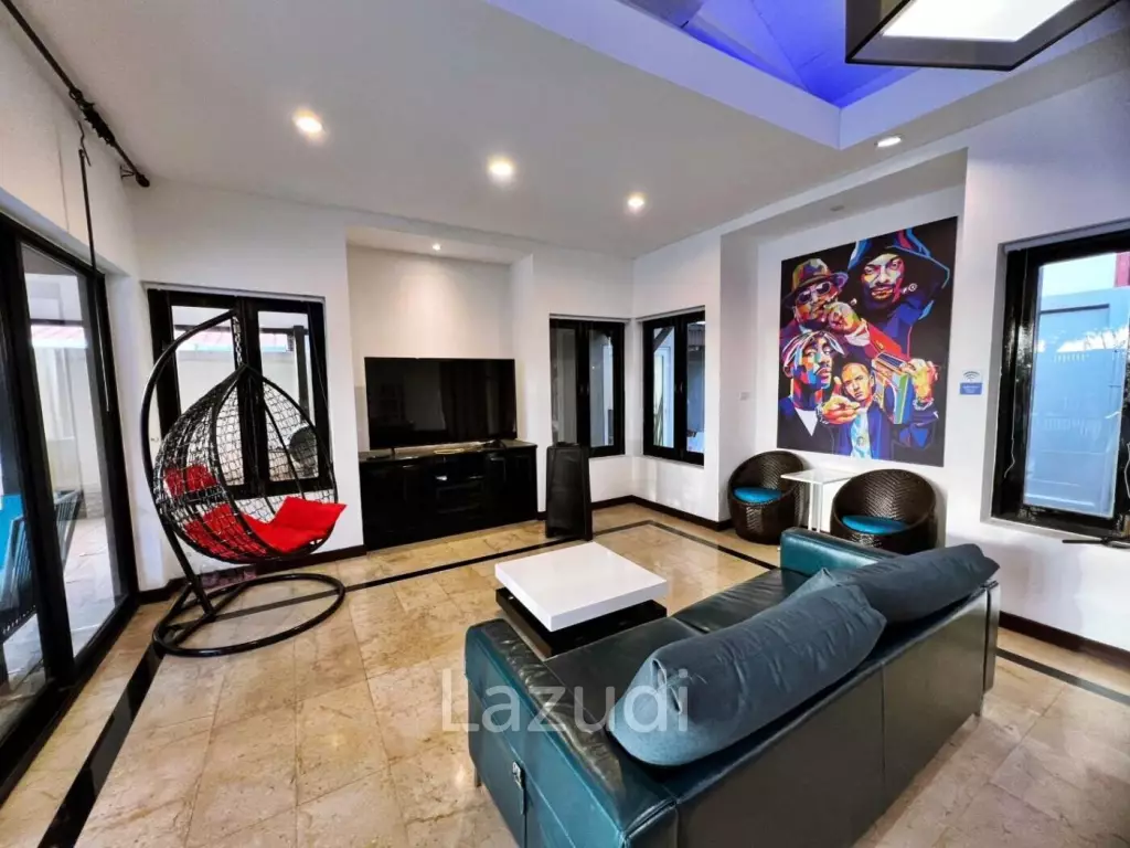 3 Bedrooms 350 SQ.M House in Mabprachan Lake