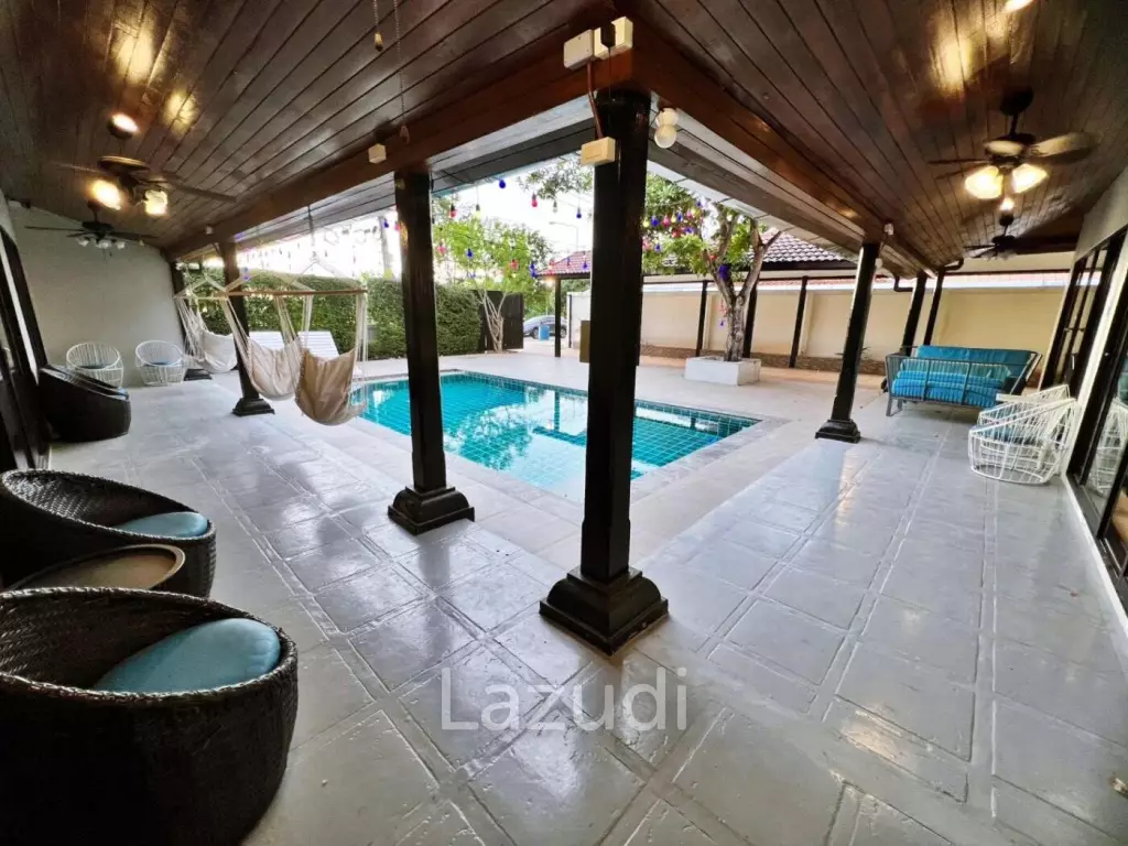 3 Bedrooms 350 SQ.M House in Mabprachan Lake