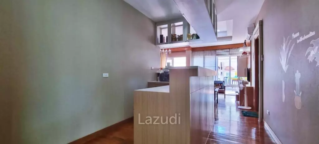 4 Bed Thai Modern Style House in Bangsaray