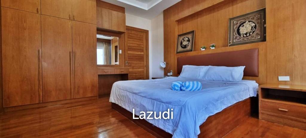 4 Bed Thai Modern Style House in Bangsaray